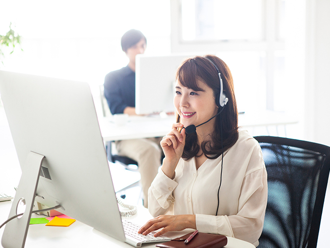 Customer service on phone call